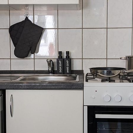 Tt Living Apartments Bonitas & Divinitas I 2 Schlafzimmer I Kueche I Vollbad I Waschmaschine Rellingen Exterior foto