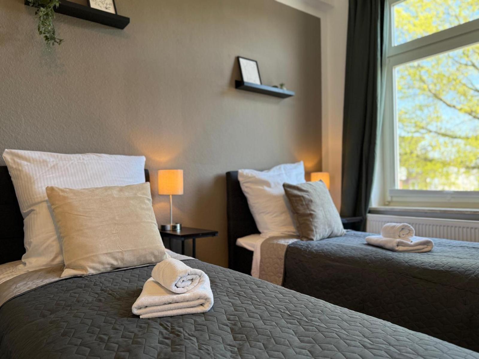 Tt Living Apartments Bonitas & Divinitas I 2 Schlafzimmer I Kueche I Vollbad I Waschmaschine Rellingen Exterior foto